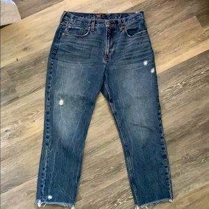 Abercrombie & Fitch Mom Jean